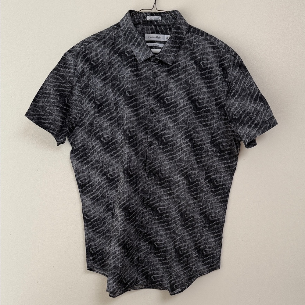 Calvin Klein Men's Gray Patterned Casual Shirt